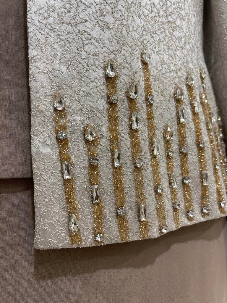 Büyük Beden Astarlı Bej Taşlı Uzun Etekli Üçlü Takım