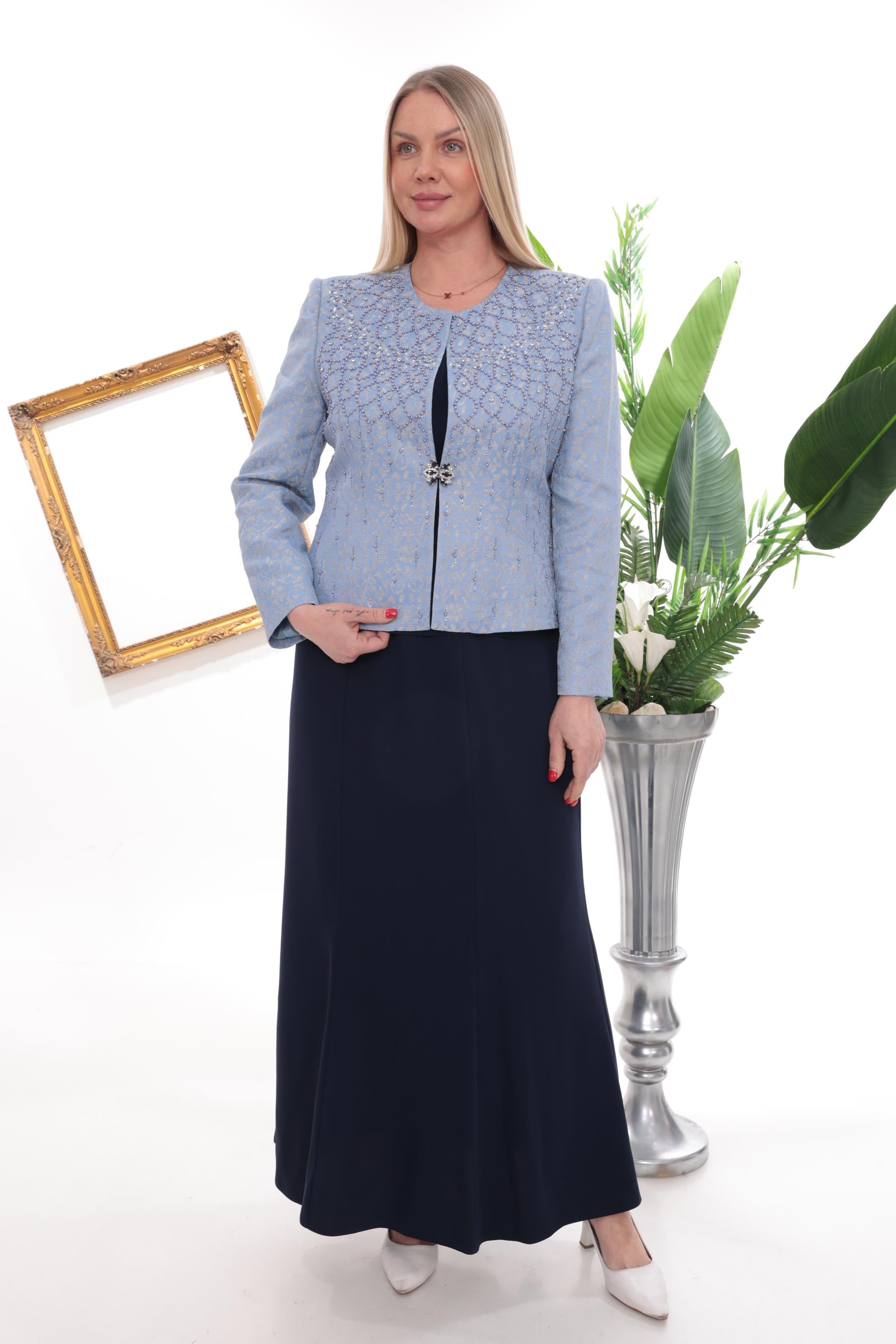 Göğüsü Ve Önü Taş İşlemeli Lacivert Uzun Etekli Üçlü Takım