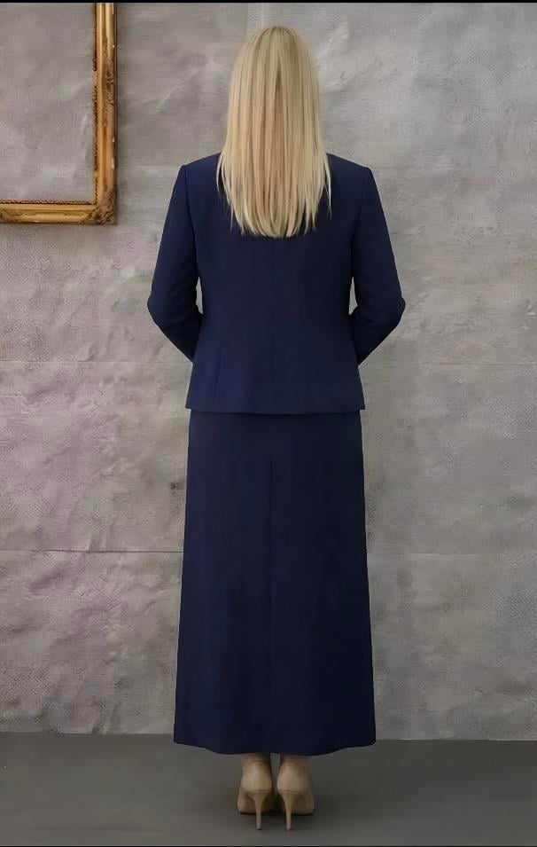 Sade Şık Çıkarılablir Çiçek Detaylı Lacivert Uzun Etekli Üçlü Takım 