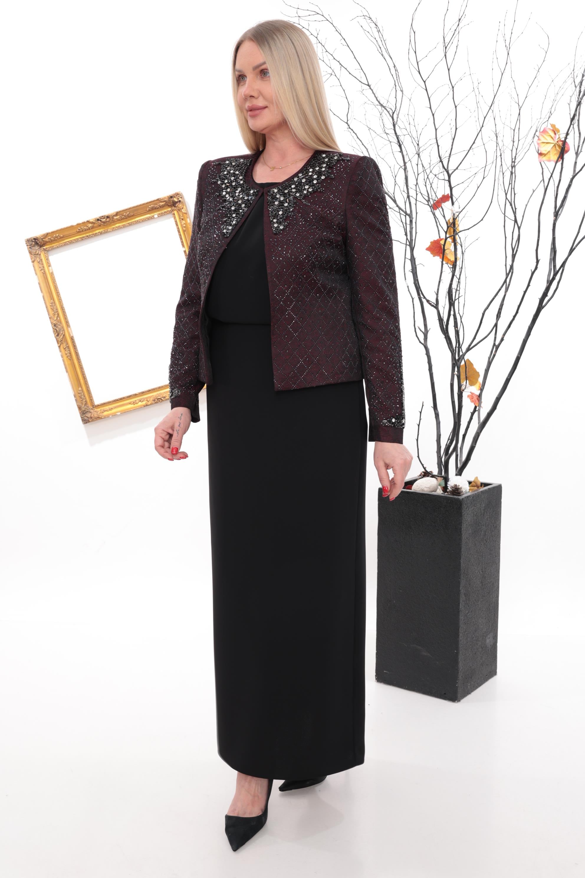 Yaka ve Kolu Şık Kristal Taş İşlemeli Bordo Uzun Etekli Üçlü Takım