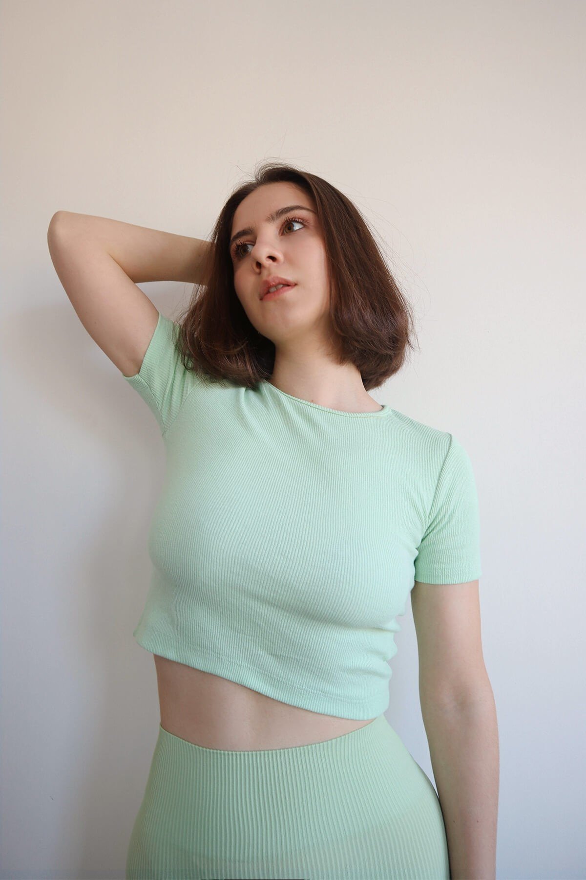 MORE-119 Yeşil Basic Crop Top