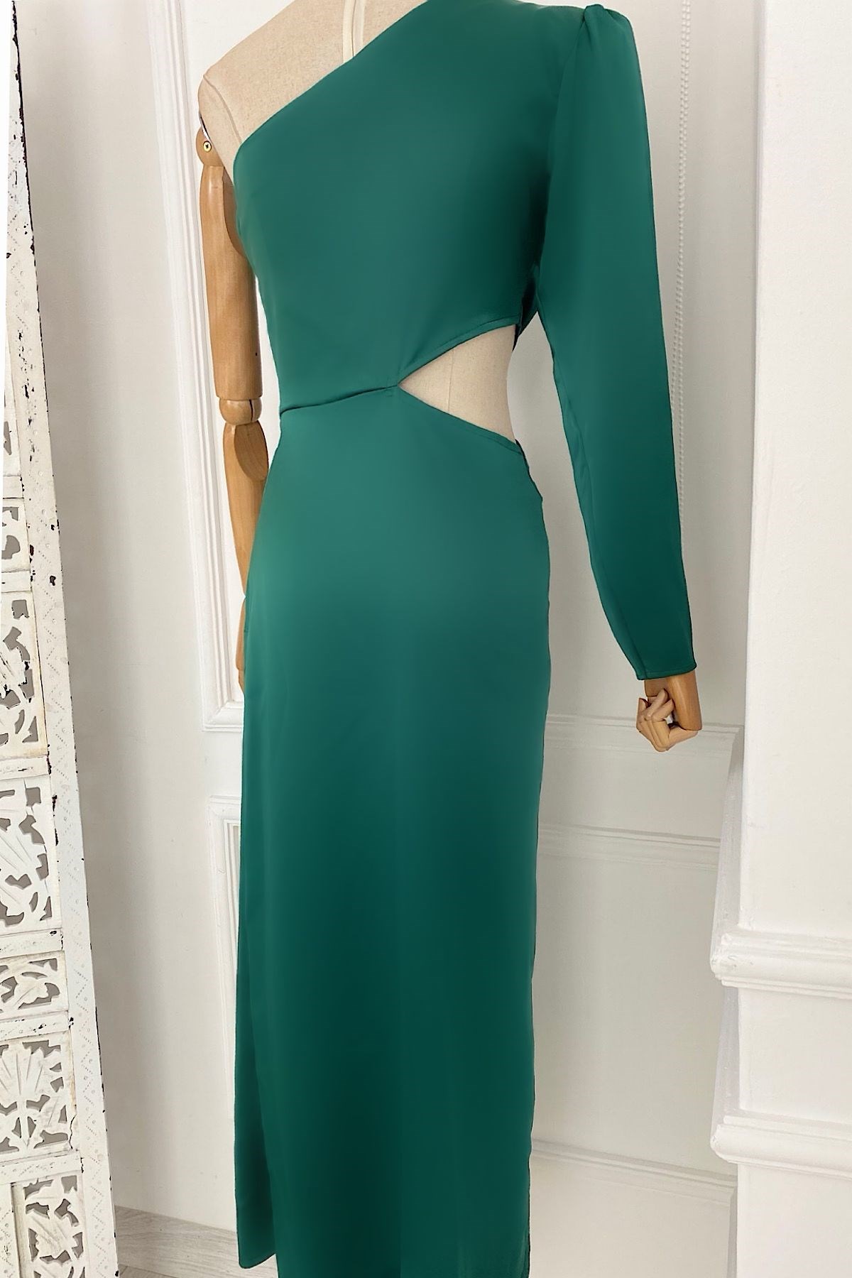 G0262 Tek Omuz Drape Detaylı Tasarım Elbise Zümrüt