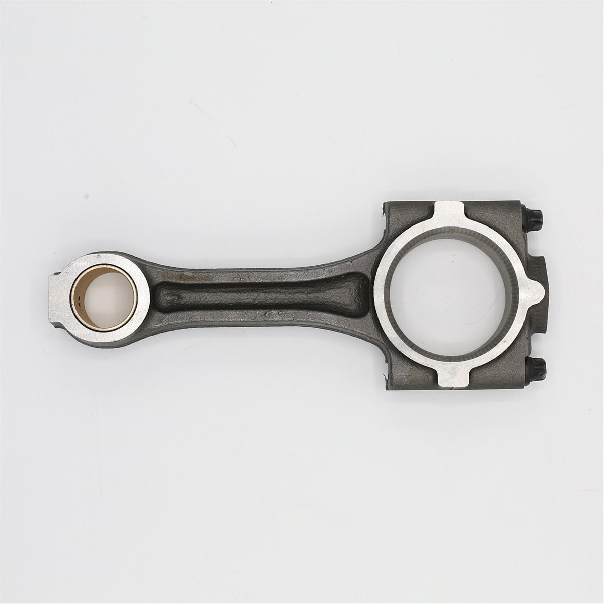 CONNECTING ROD: KUBOTA / D1100 / D1102 / D1302 / D1402 / V1702 / V1902 / S2600 / REFERENCE NUMBER: 15471-22012