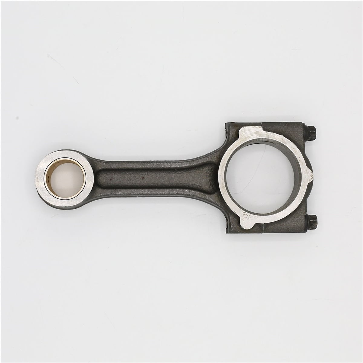 CONNECTING ROD: KUBOTA / D905 / D1005 / D1105 / V1205 / V1305 / V1505 / REFERENCE NUMBER: 1G700-22010