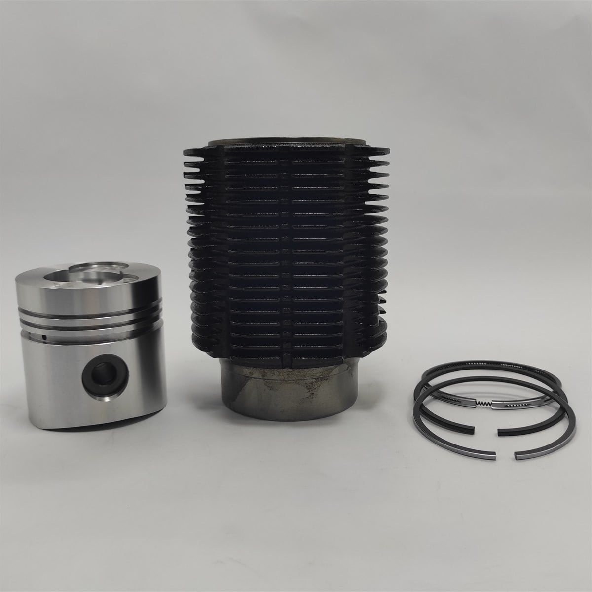 KİT (PİSTON + SEGMAN SETİ + MOTOR GÖMLEĞİ - ÇAP: 86.00 mm): SLANZI / DVA 515 / DVA 1030 / DVA 1550