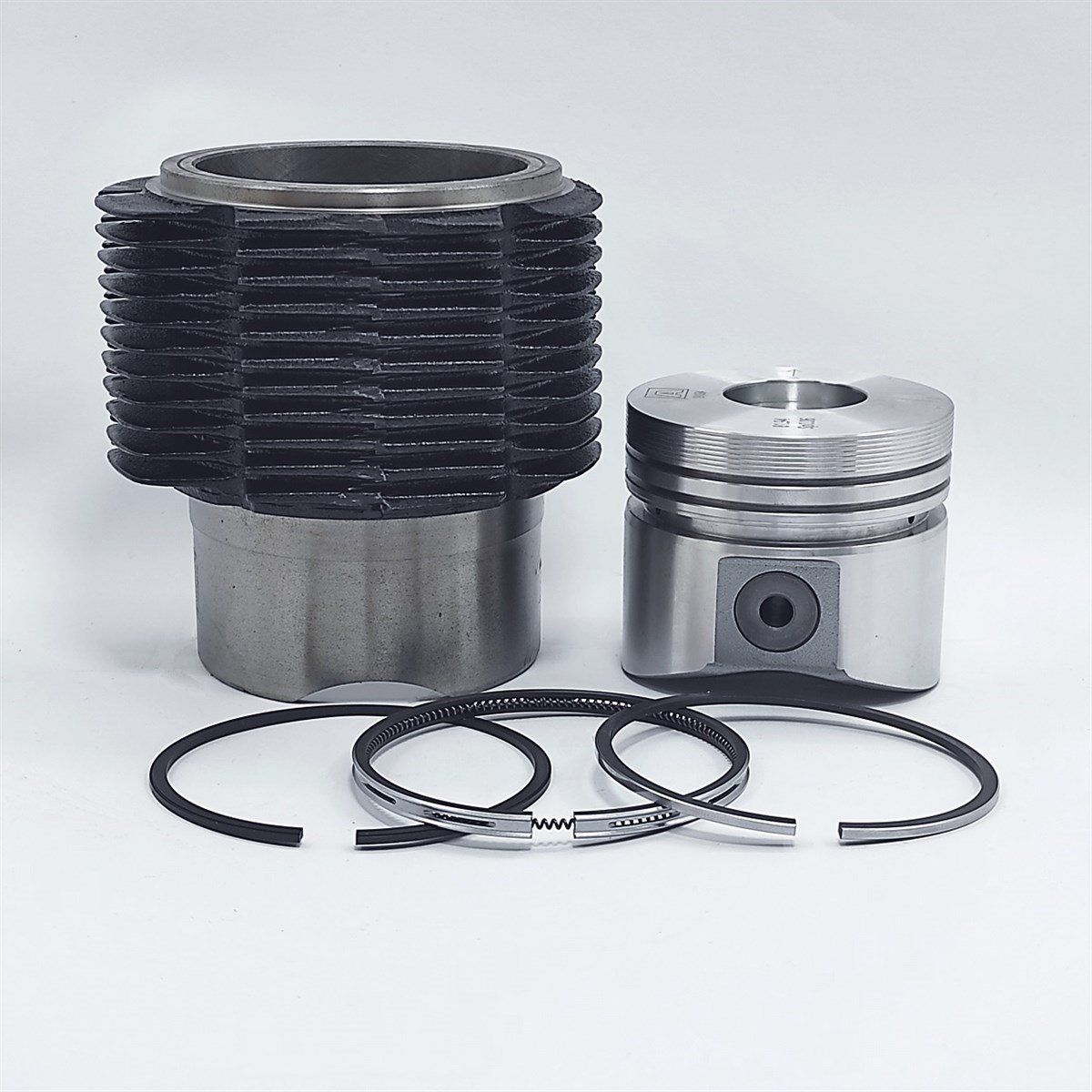 REPAIR KIT (PISTON + PISTON RING SET + CYLINDER LINER-DIAMETER : 82.00 mm) (3R): LOMBARDINI / 6LD 360