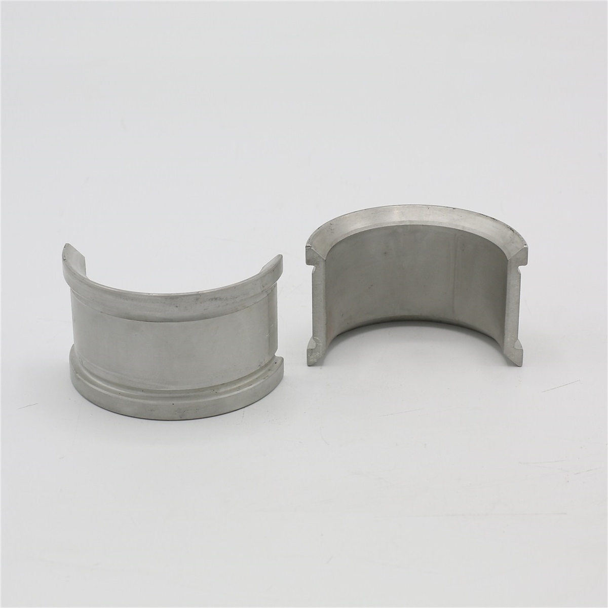 COJINETE DE BIELA (SEMI Finish): HATZ / E80 / E85 / E89 / NÚMERO REFERENCIA: 031 465 11