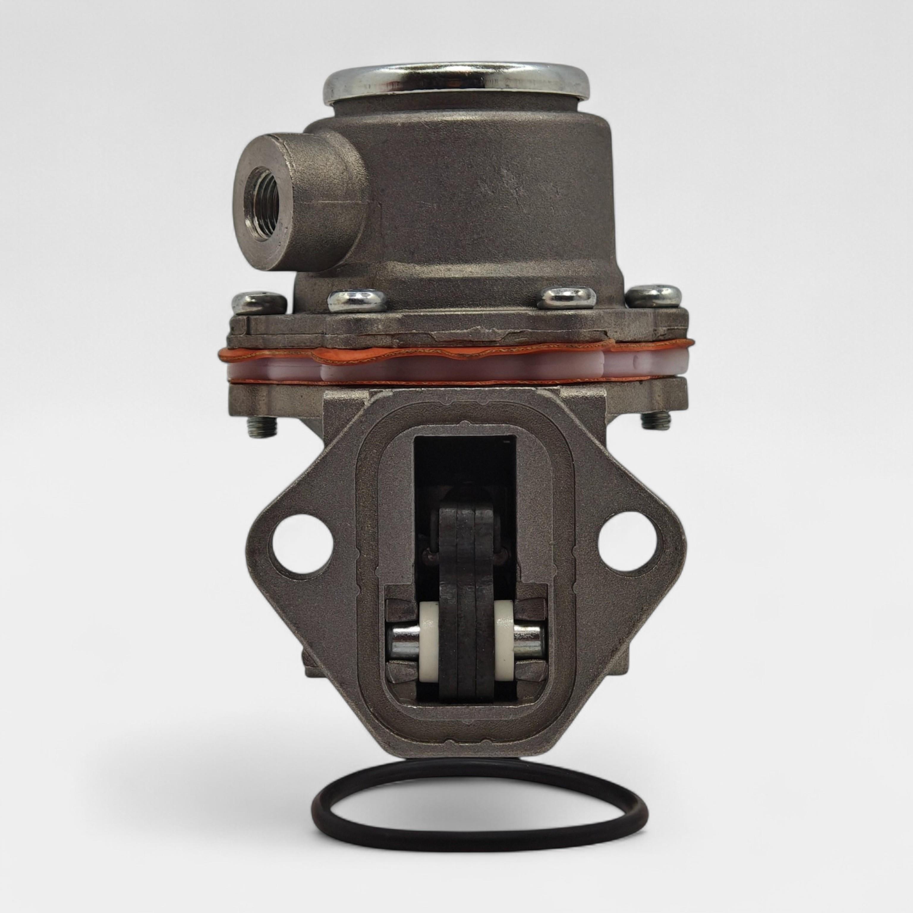 FUEL FEED PUMP: LOMBARDINI / 11LD 535-3 / 11LD 625-3 / REFERENCE NUMBER: 6585 079