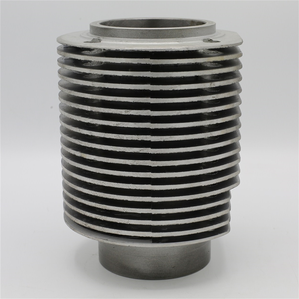 CYLINDER LINER: HATZ / E80 / REFERENCE NUMBER: 030 289 02