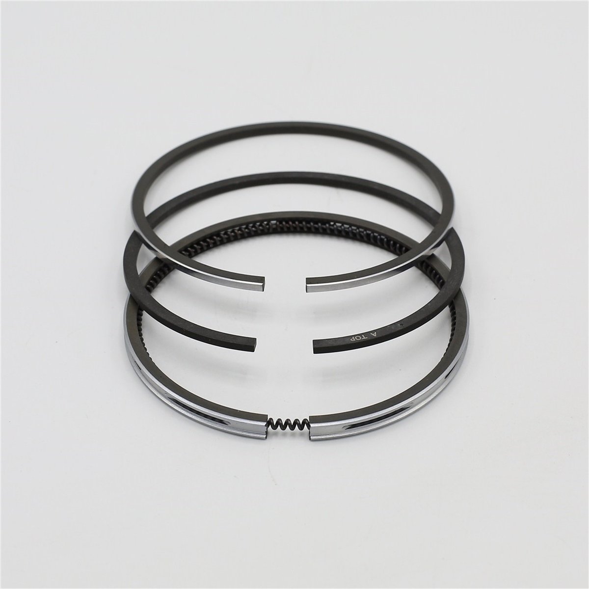 PISTON RING SET (0.50 - DIAMETER: 64.50 mm) : KUBOTA / D662 / REFERENCE NUMBER: 16861-21090