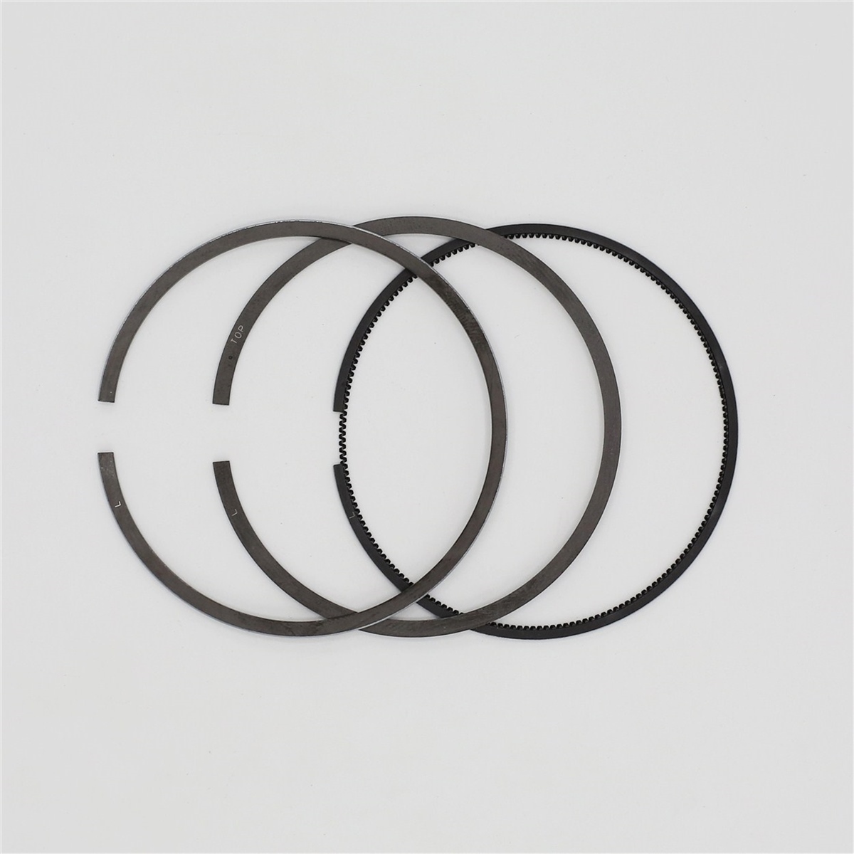 JEU DE SEGMENTS (0.50 - DIAMÈTRE: 82.50 mm): LOMBARDINI / 15LD 350 / 15LD 400 / RÉFÉRENCE NOMBRE: 8211 240