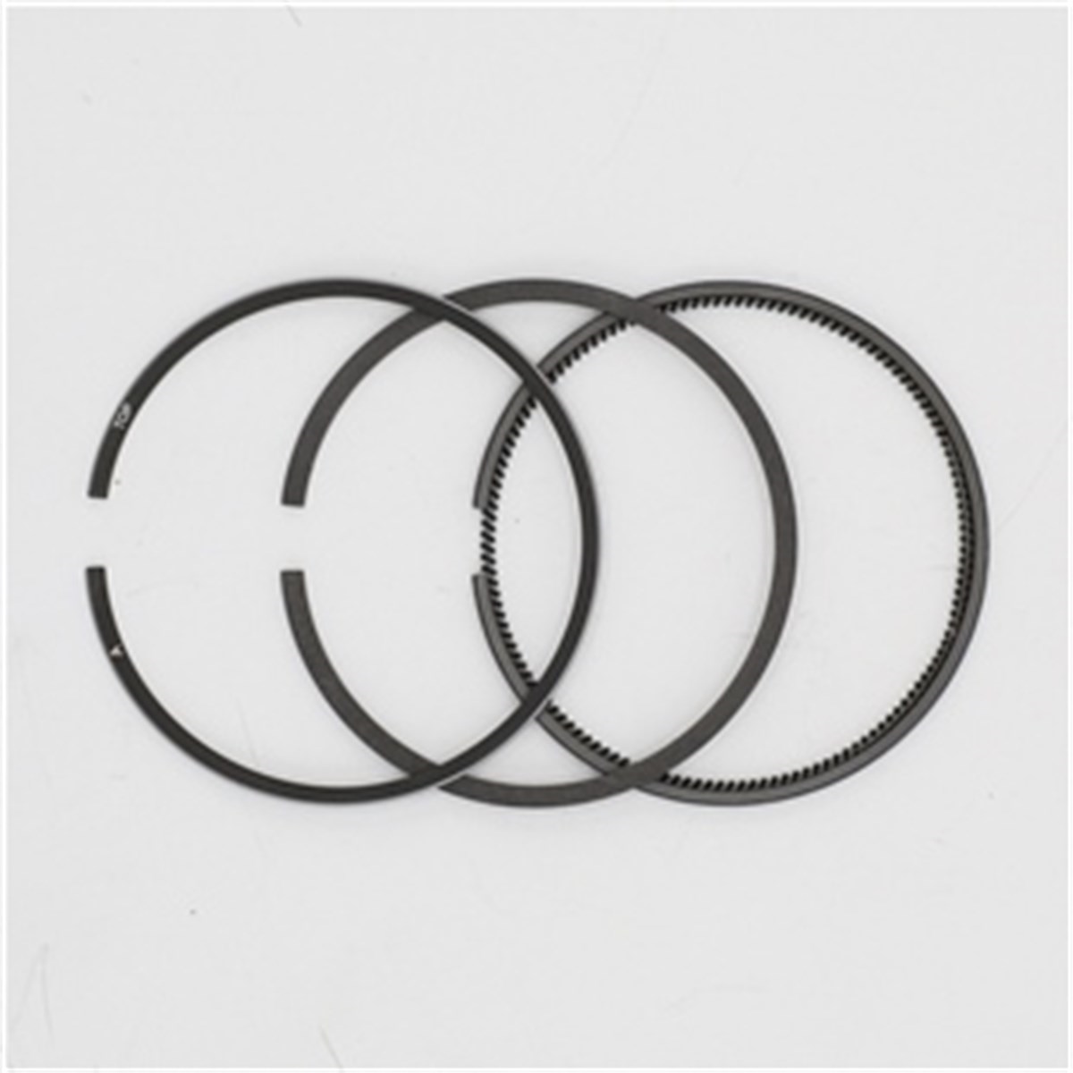 JEU DE SEGMENTS (STD - DIAMÈTRE: 68.00  mm): YANMAR / 2TNE68 / 3TNE68 / RÉFÉRENCE NOMBRE: 119265-22500