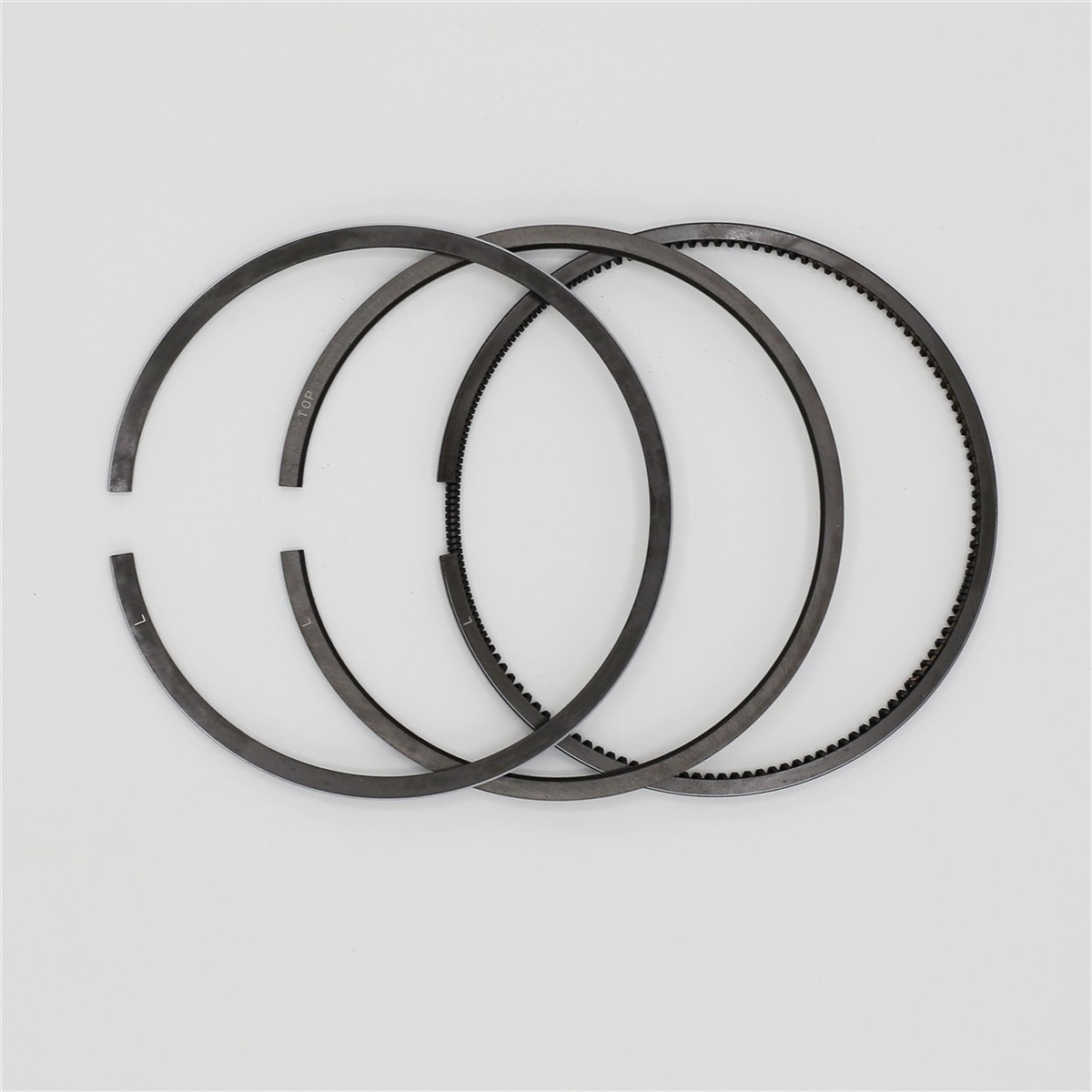 JUEGO DE SEGMENTO PISTÓN (STD - DIÁMETRO: 95.00 mm): LOMBARDINI / 7LD 665 / 8LD 665-2 / 9LD 625-2 /11LD 625-2;3 / RUGGERINI - RD 290 / NÚMERO REFERENCIA: 8211 209