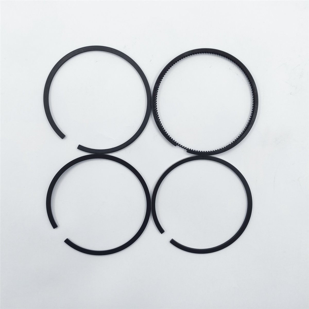 SEGMAN SETİ (STD-ÇAP:100.00mm) : STEYR / REFERANS NUMARASI : 40800030006 + 40800030007 + 40800030008 + 40800030009