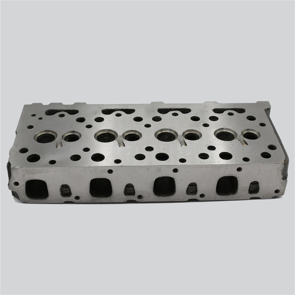 CYLINDER HEAD: KUBOTA / V1702 / REFERENCE NUMBER: 15422-03044