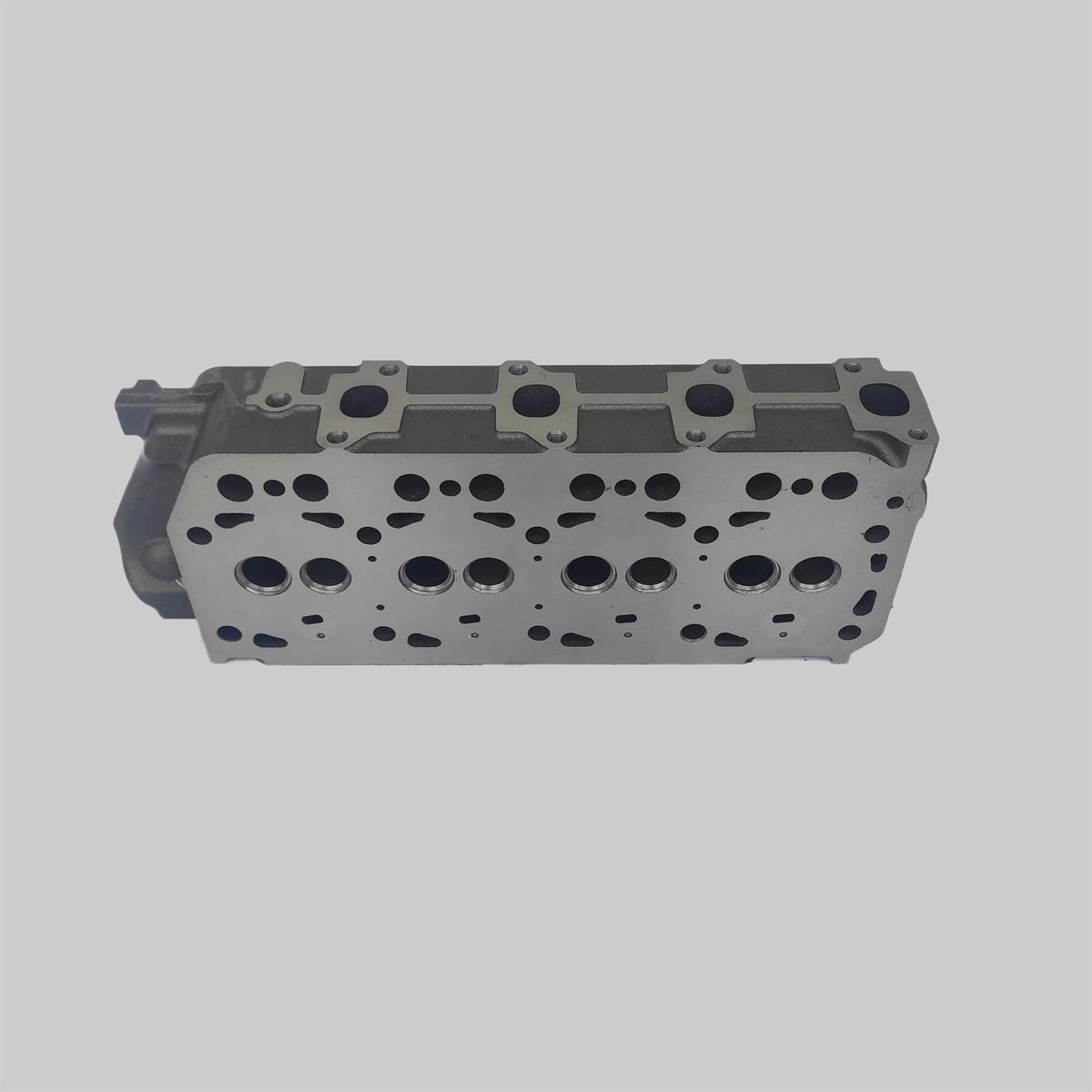 CYLINDER HEAD: MITSUBISHI / K4D