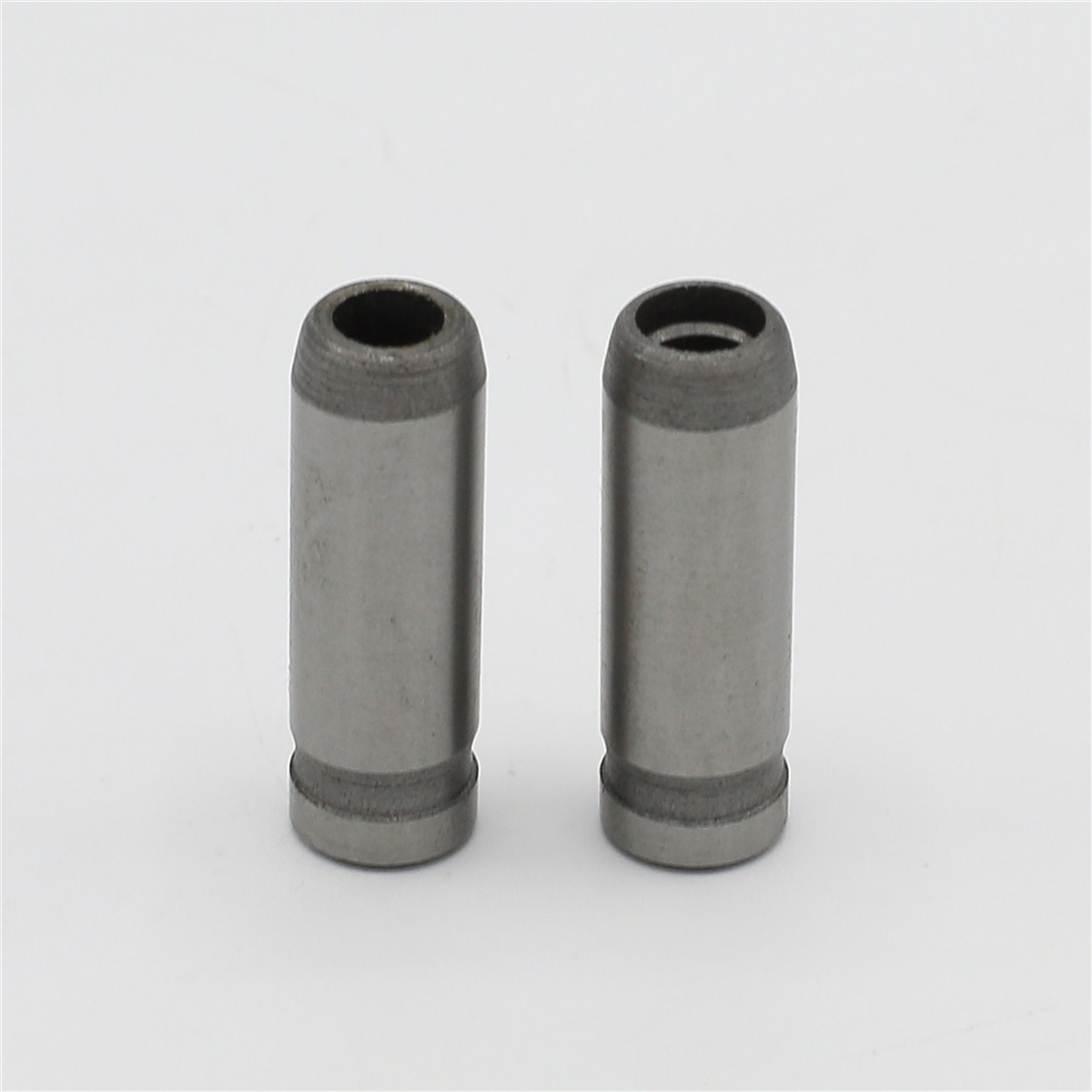 VALVE GUIDE SET (In+Ex) : KUBOTA / Z400 / Z402 / Z482 / Z600 / Z602 / D600 / D662 / D722 / D782 / D902