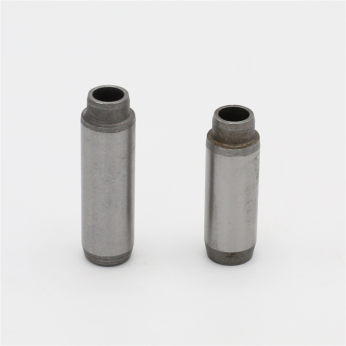 VALVE GUIDE SET (In+Ex) : LOMBARDINI / 9LD 560 / 9LD 625 / 11LD 625 / 11LD 535 / 12LD 435 / 12LD 475 -  REFERENCE NUMBER: 4845 182 + 4845 184