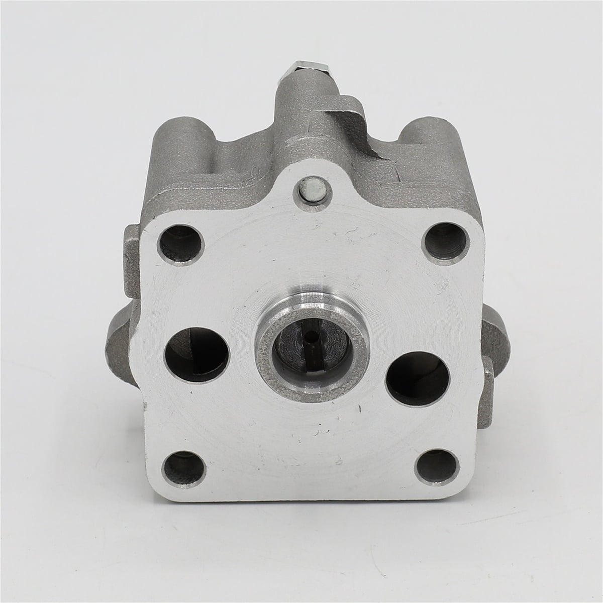 OIL PUMP: KUBOTA / D1100 / D1102 / D1302 / D1402 / D1403 / D1703 / D1462 / V1702 / V1902 / V1500 / V1502 / V1512 / V1903 / V2003 / V2203 / F2803 / REFERENCE NUMBER: 15471-35012
