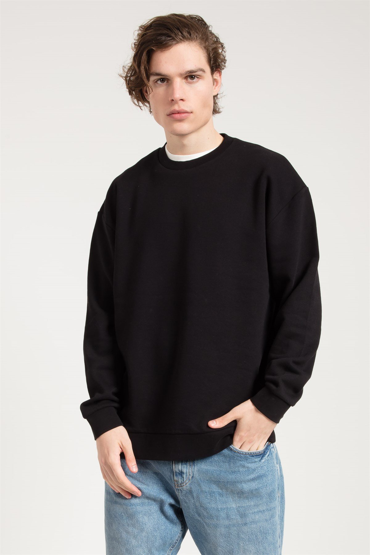 Oversized Sweatshirt in Black with Acid Wash
