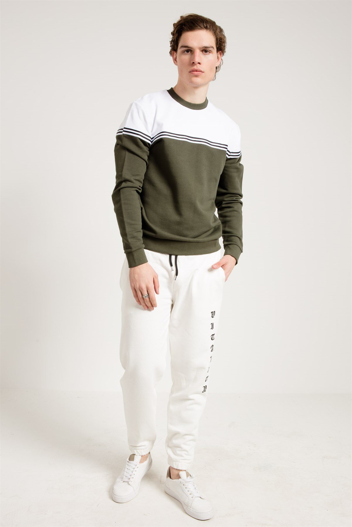 Printed Oversized Jogger in White