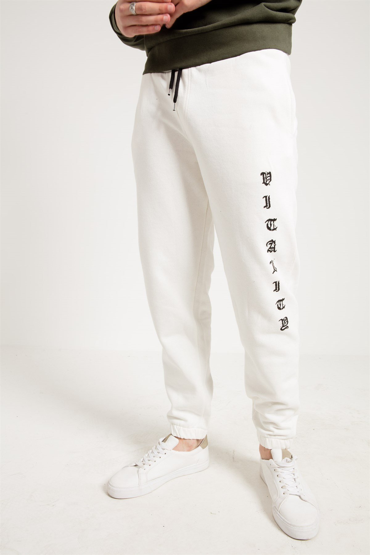 Printed Oversized Jogger in White