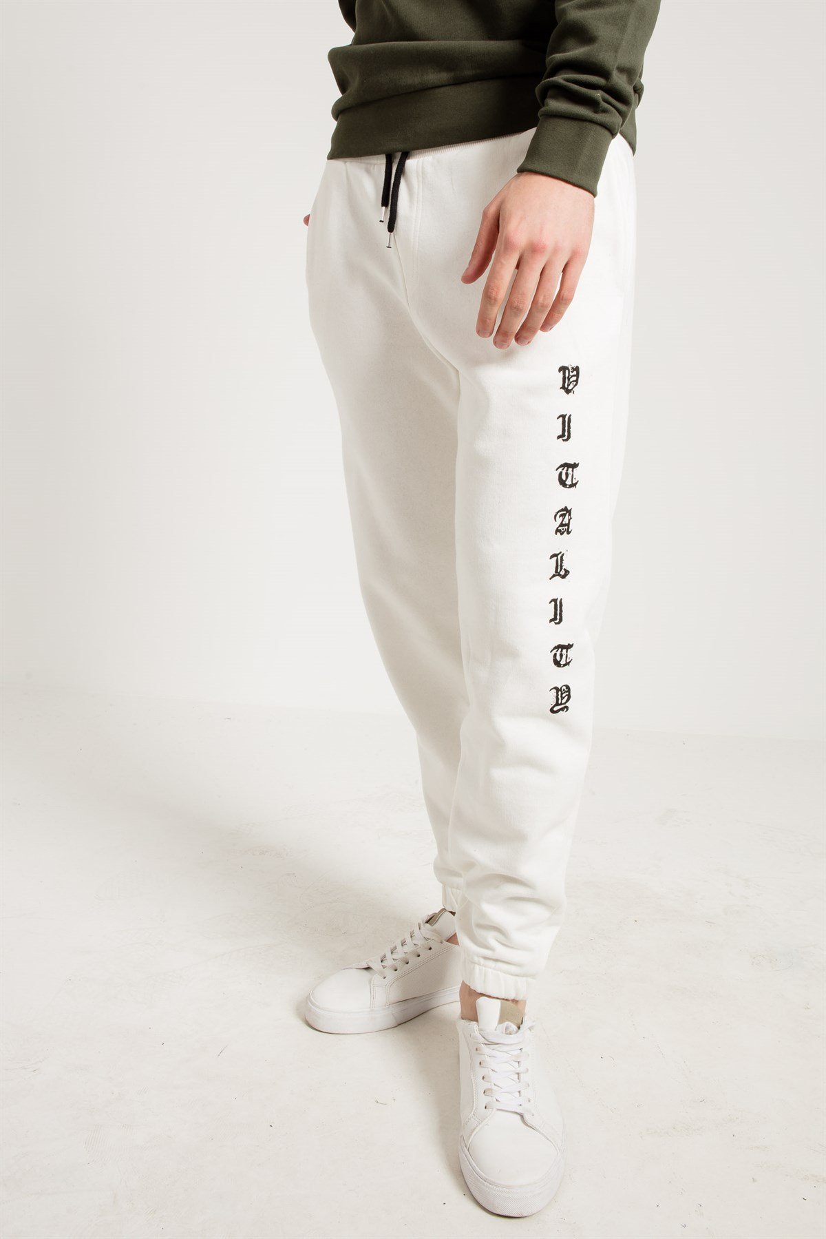 Printed Oversized Jogger in White