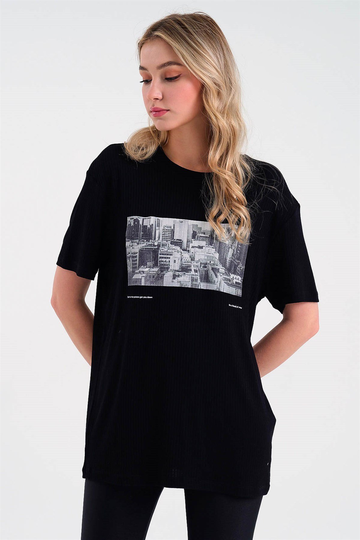 Oversized Basic T-shirt in Black with Print