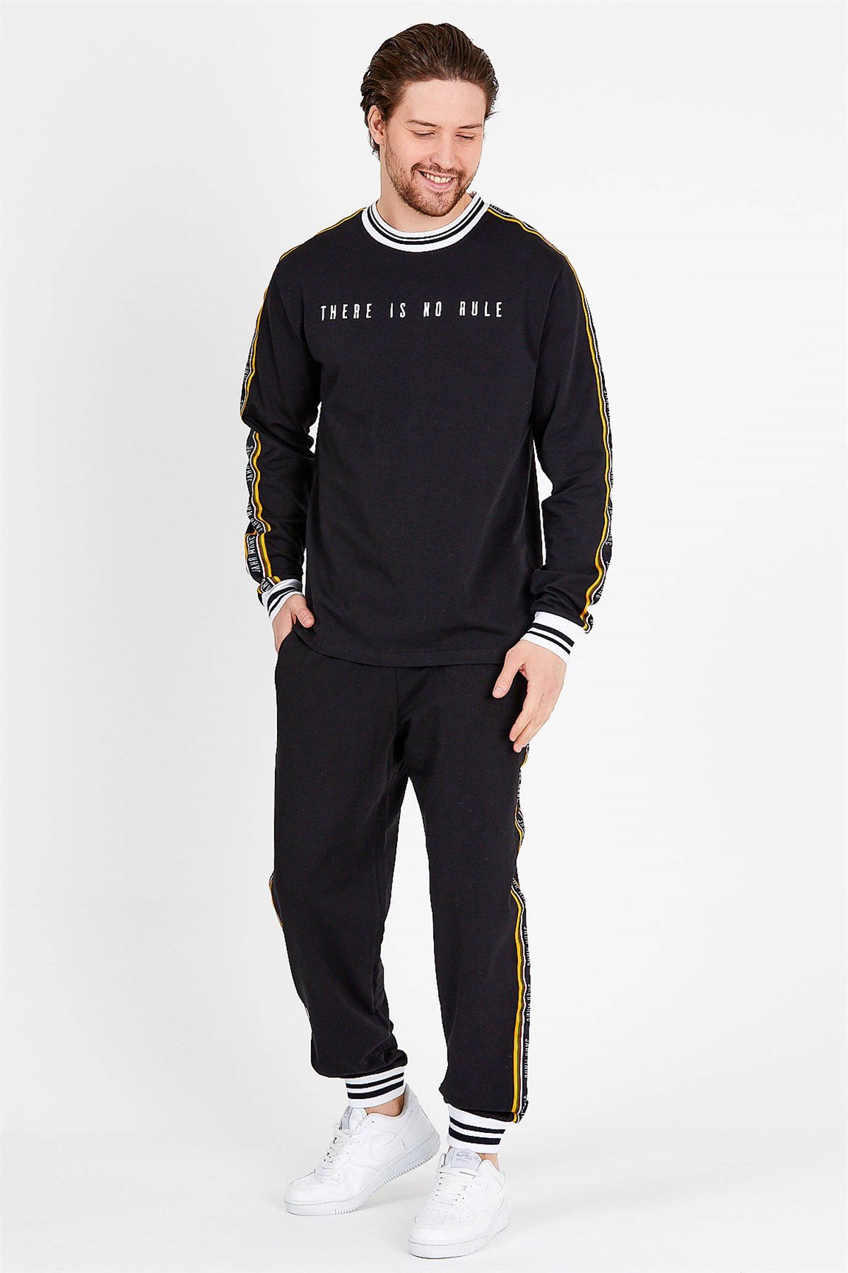 Printed Sweatshirt in Black with Colorful Shoulder Tape