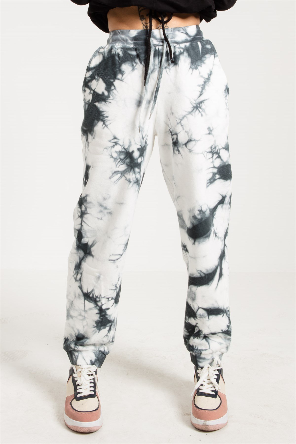 Tie Dyed Oversized Jogger in Grey
