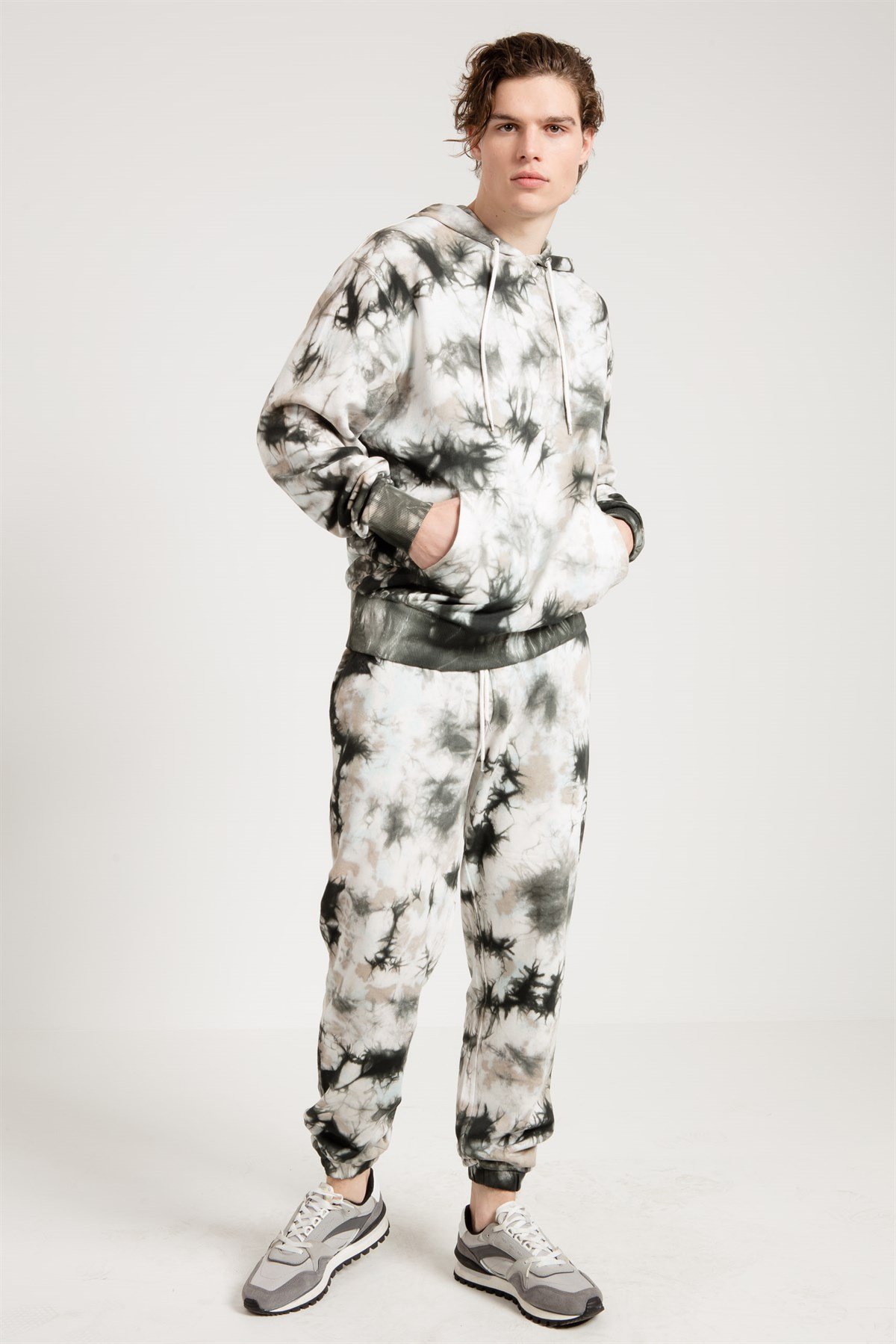 Batik Yıkamalı Gri Oversize Erkek Kapüşonlu Sweatshirt