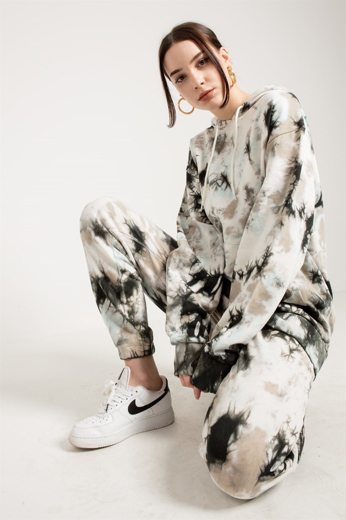 Batik Yıkamalı Gri Oversize Kapüşonlu Sweatshirt