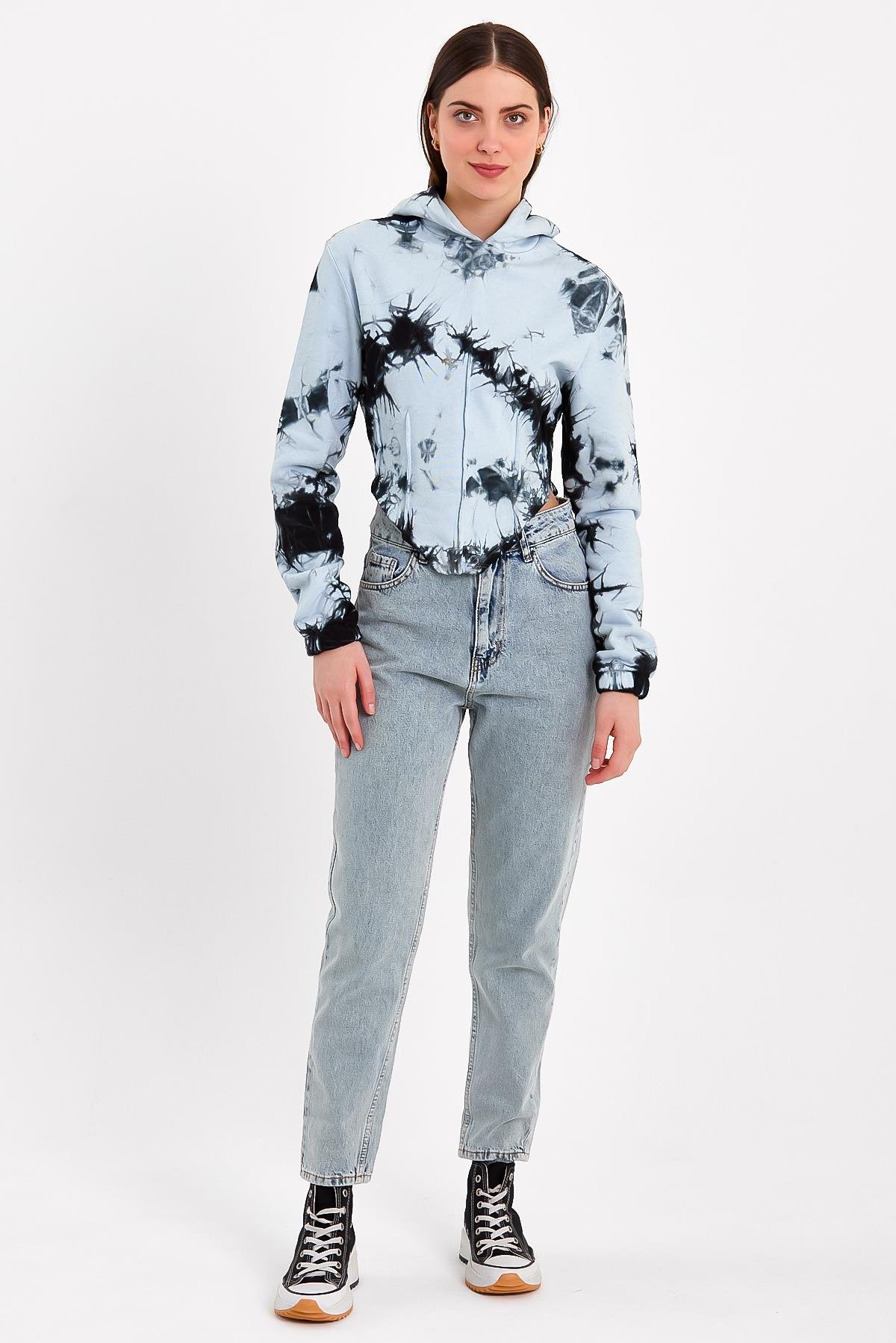 Korse Detaylı Batik Yıkamalı Mavi Crop Fit Kapüşonlu Sweatshirt