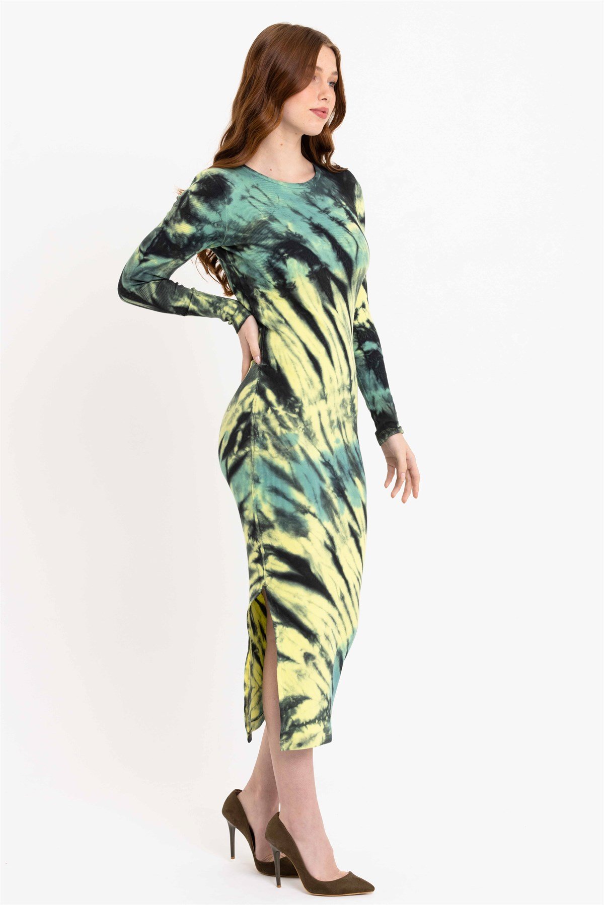 Batik Yıkamalı Yeşil Yırtmaçlı Örme Elbise