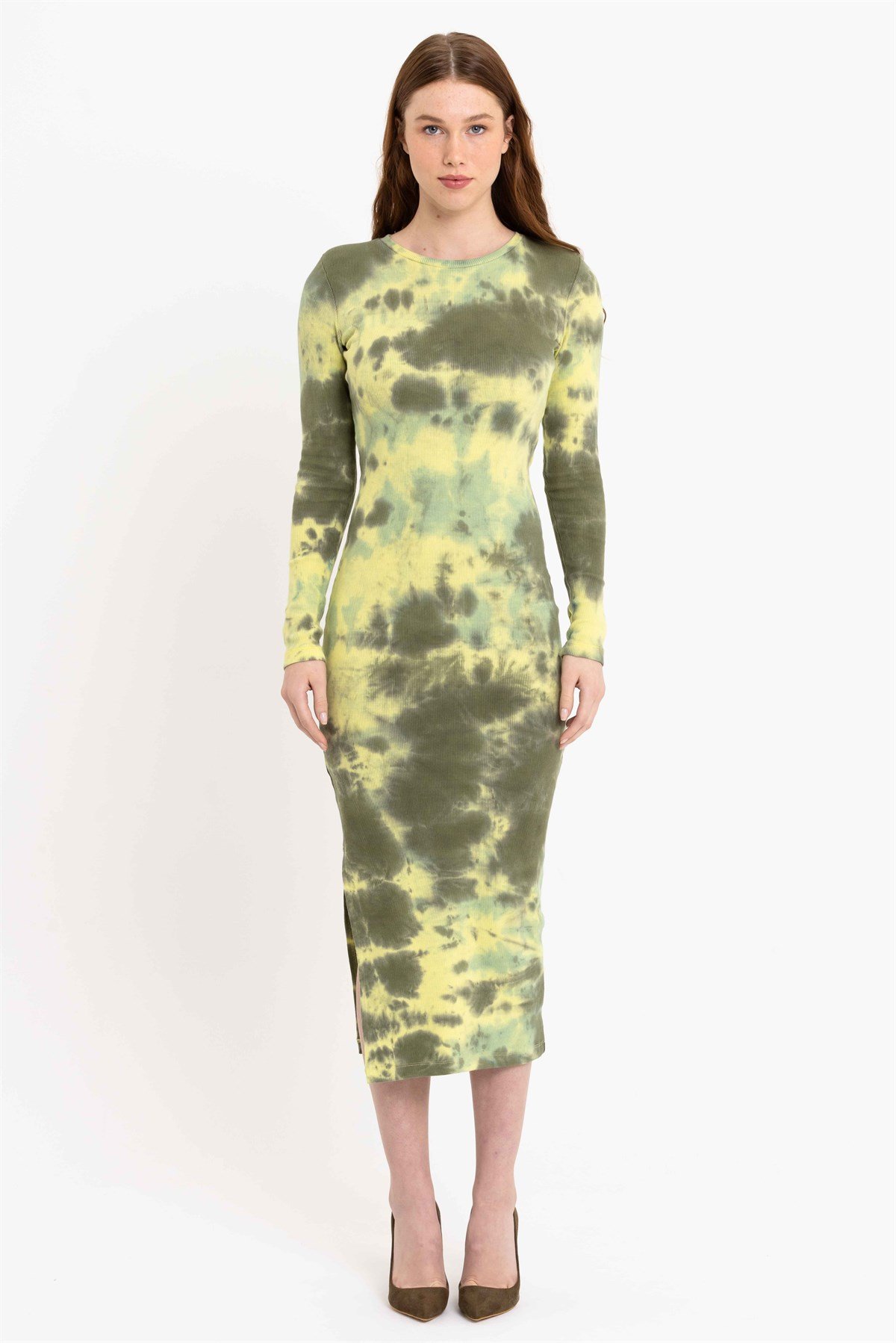 Batik Yıkamalı Yırtmaçlı Sarı Örme Elbise