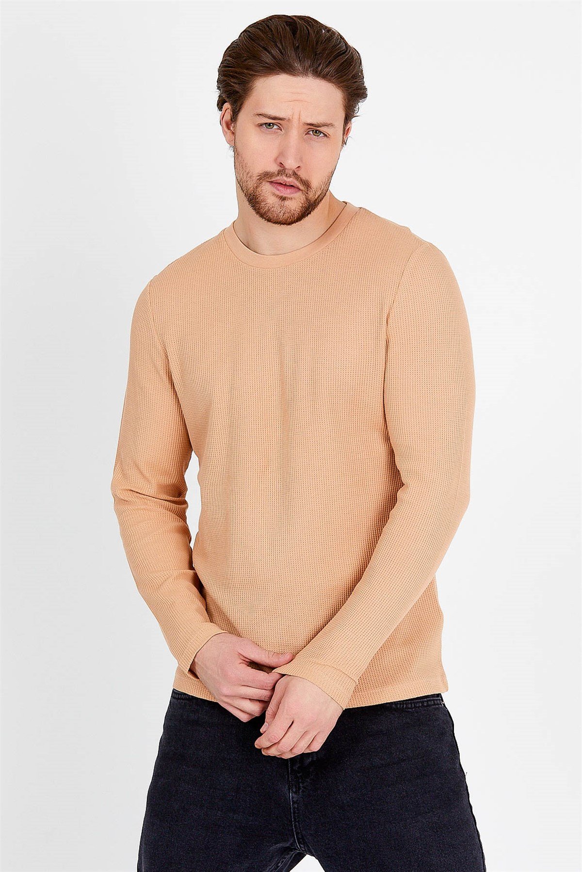 Slim Fit  T-shirt in Beige with Long Sleeves