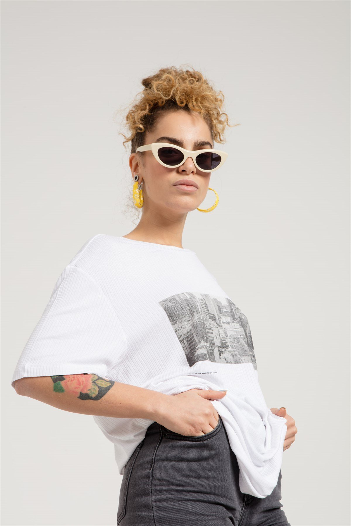 Oversized Basic T-shirt in White with Print