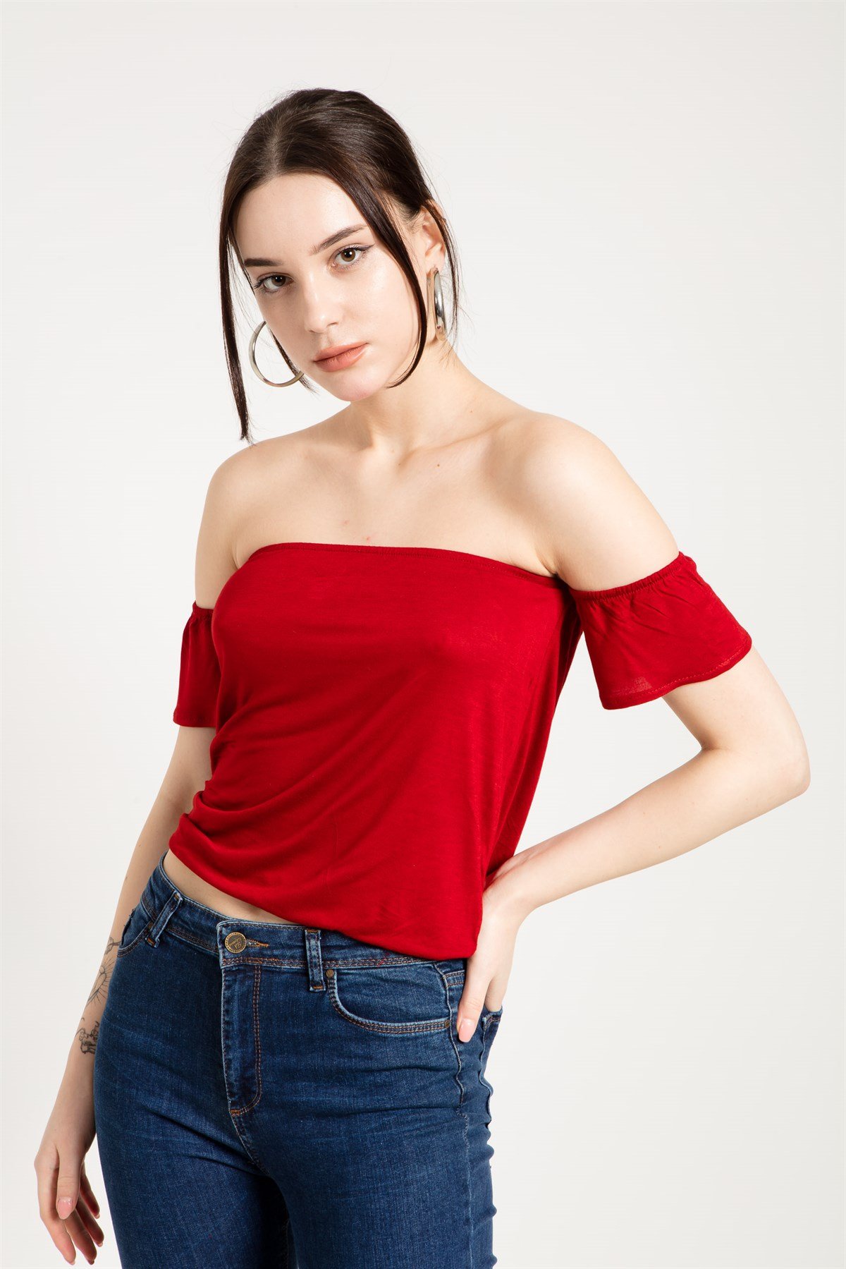 Off Shoulder Crop Top in Red