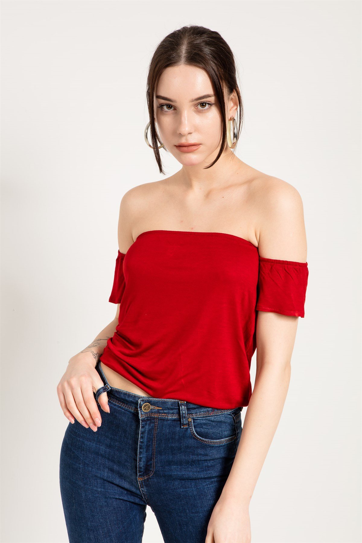 Off Shoulder Crop Top in Red