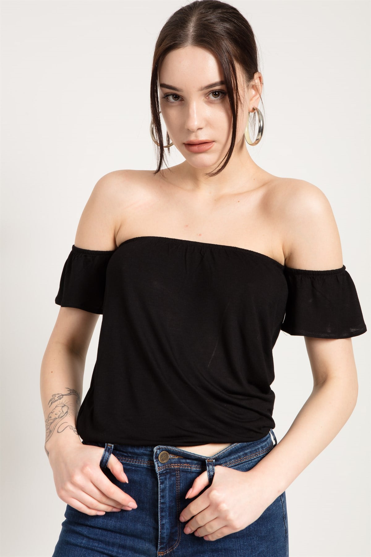 Crop Fit Siyah Straplez Bluz