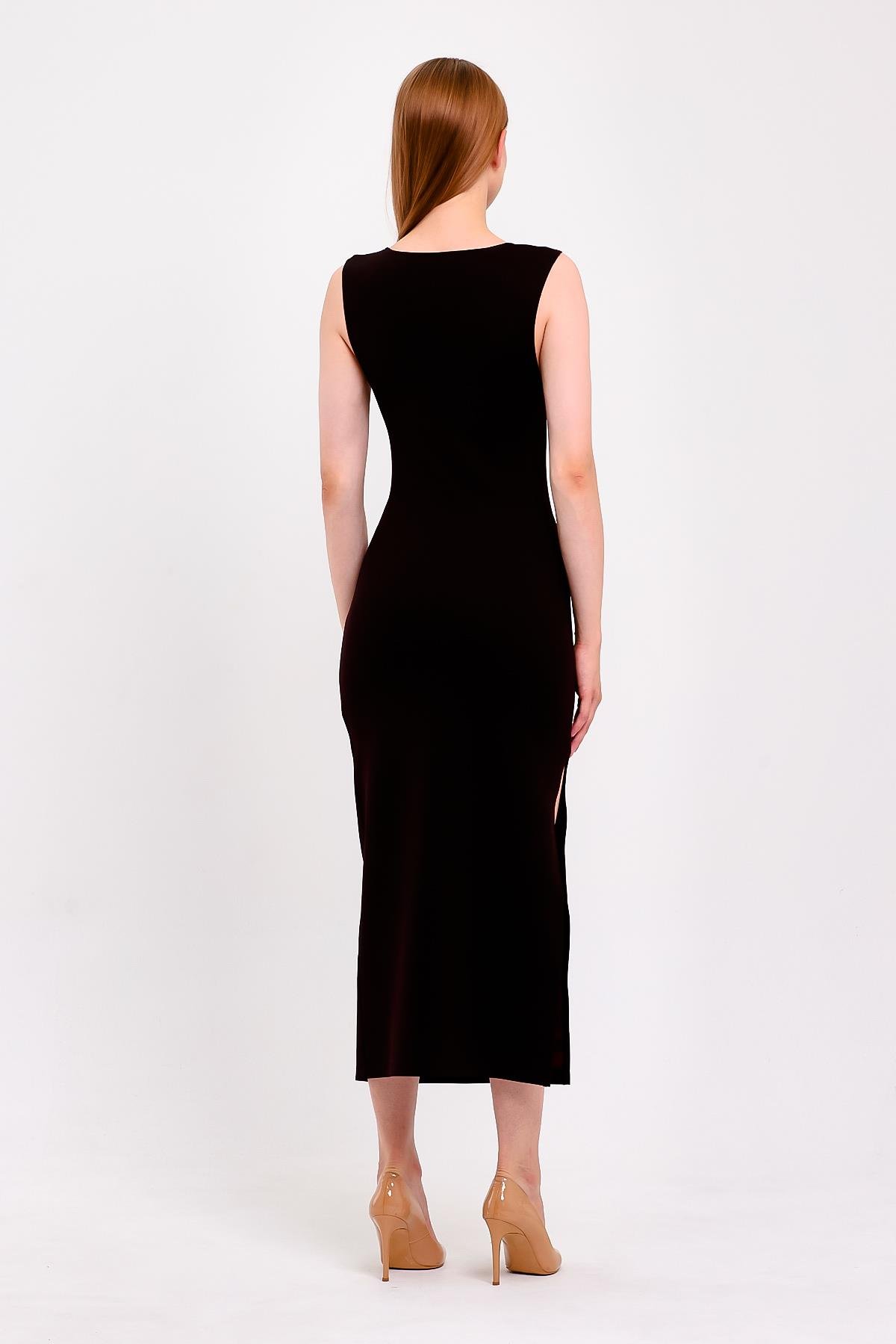 Cut Out Yırtmaçlı Siyah Bodycon Elbise