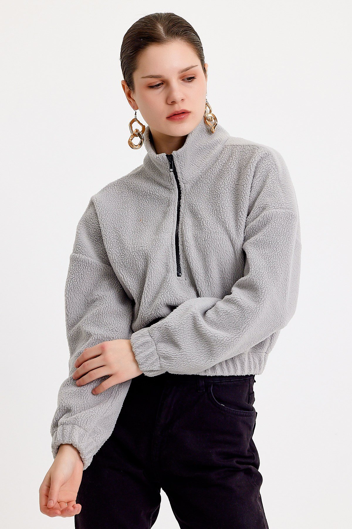 Dik Yaka Crop Fit Açık Gri Kadın Peluş Sweatshirt