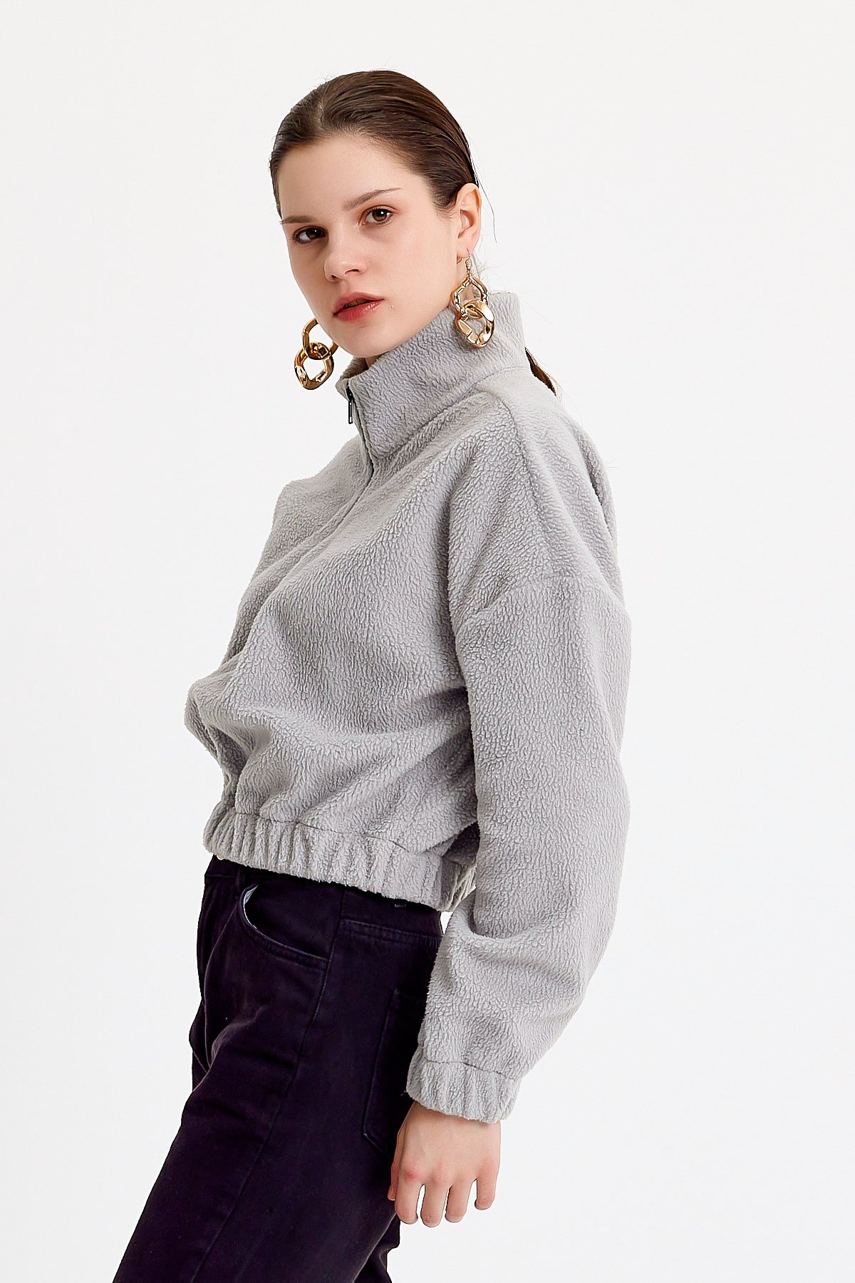 Dik Yaka Crop Fit Açık Gri Kadın Peluş Sweatshirt
