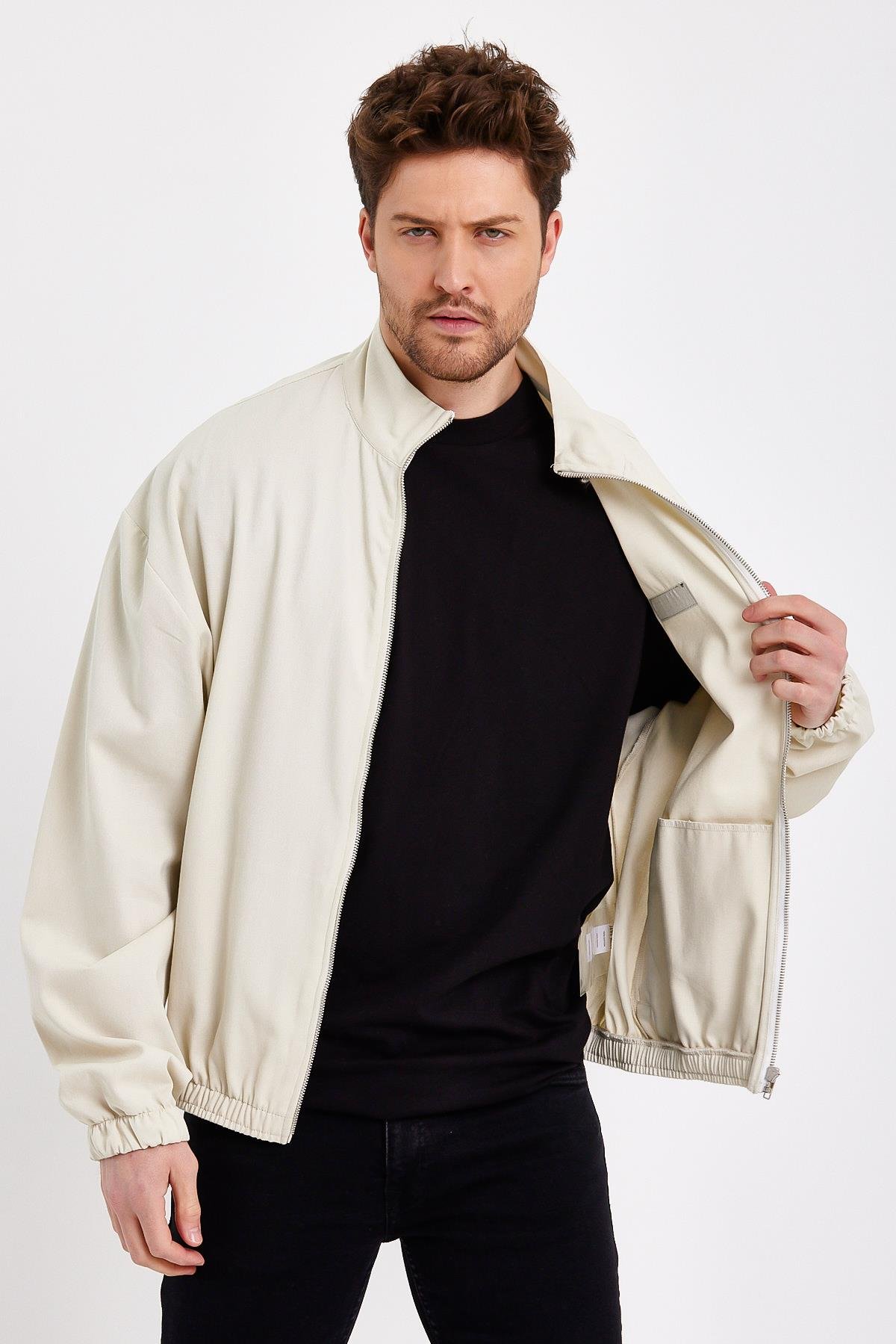 Dik Yaka Fermuarlı Erkek Krem Yağmurluk