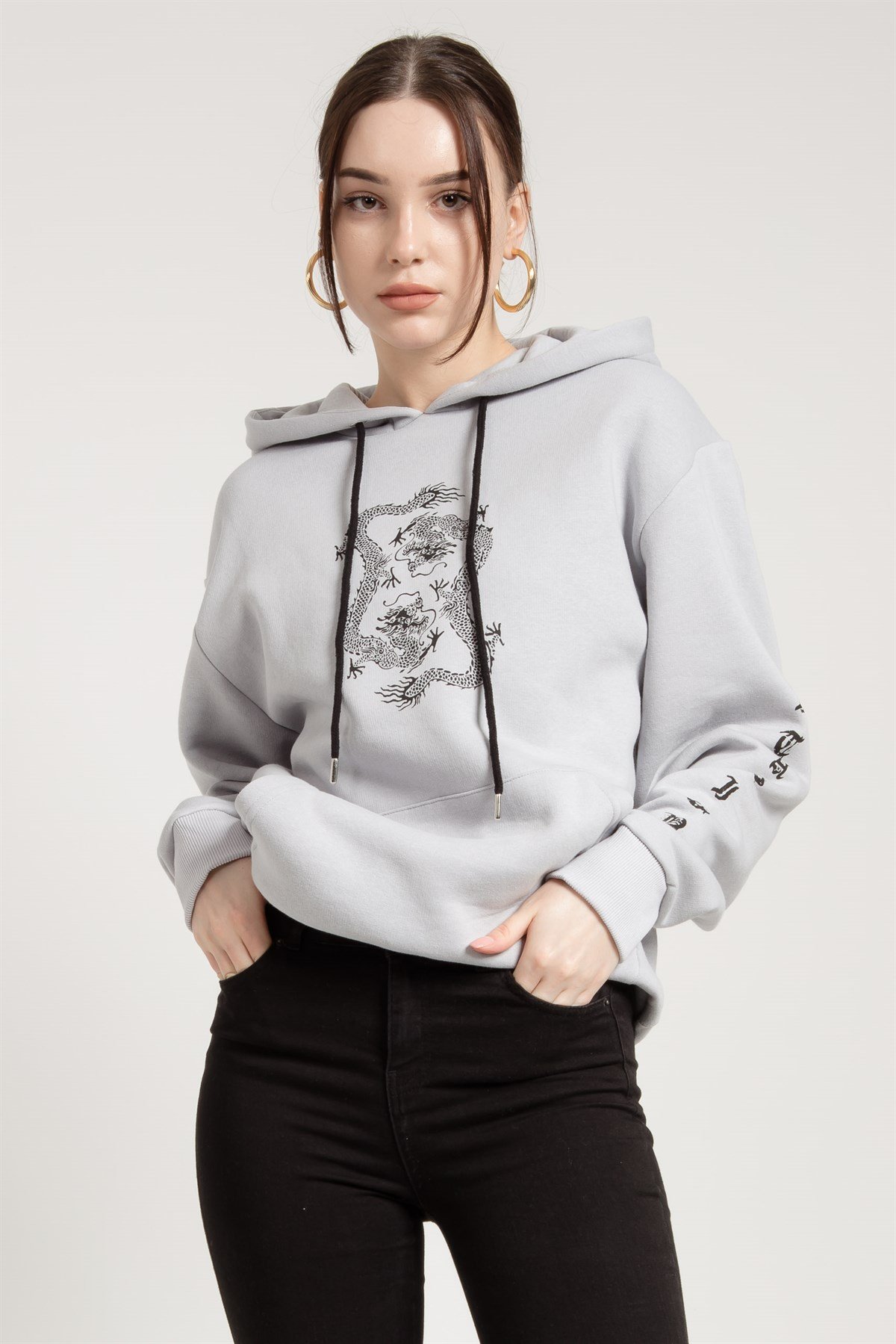 Oversized Sweatshirt in Grey with Dragon Print