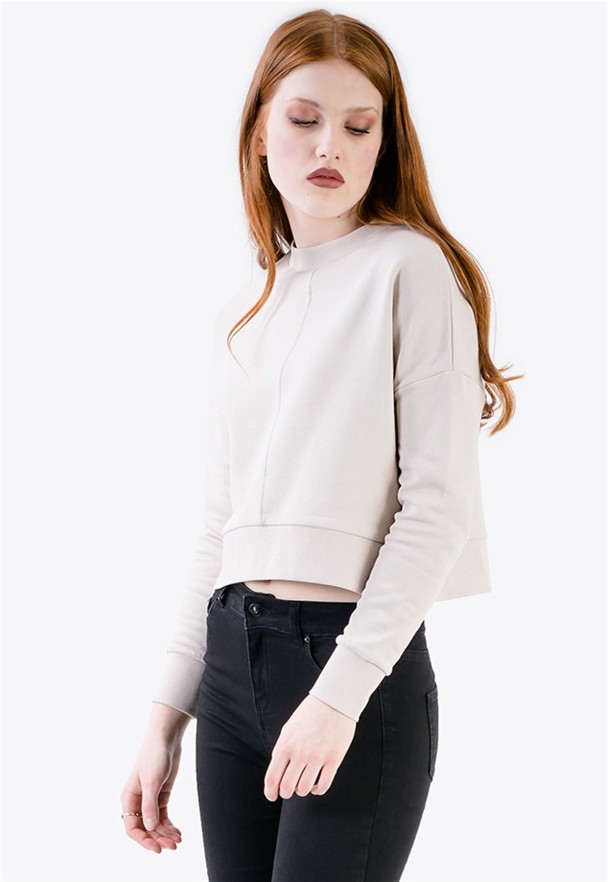 Cropped Sweatshirt in Beige with Side Splits