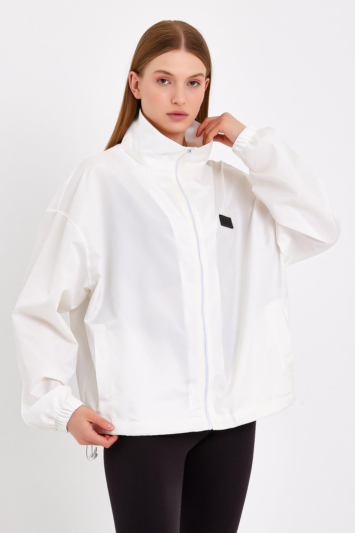 Ekru Beli Ayarlanabilir Lastikli Yağmurluk