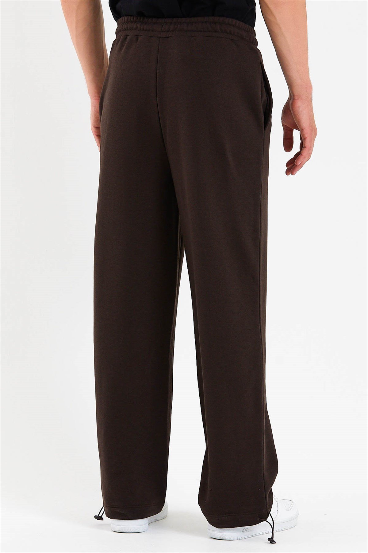 Extreme Oversized Jogger in Brown