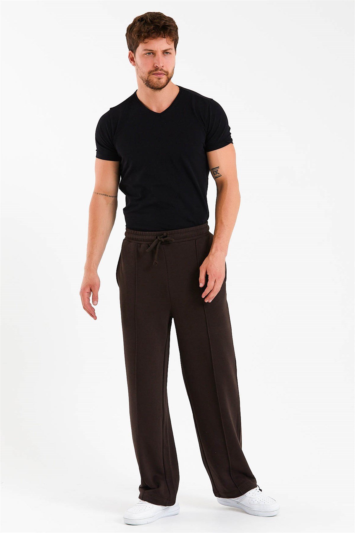 Extreme Oversized Jogger in Brown