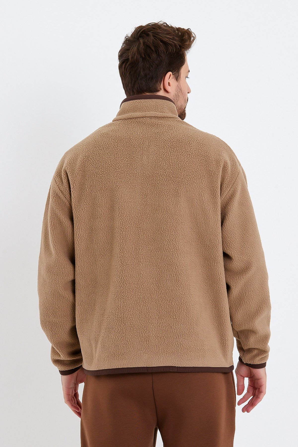 Fermuarlı Dik Yakalı Bej Erkek Polar Ceket